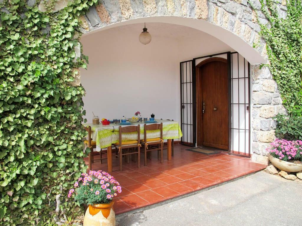 Villa Fior Di Lavanda Cisano sul Neva エクステリア 写真